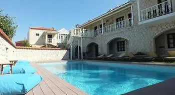 فندق Nobela ألاتشاتي